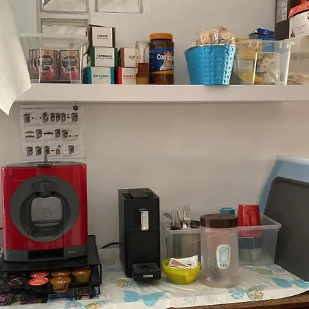Bedroom Medanomar 1 Проживание в семье