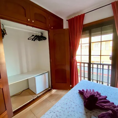 Alloggio in famiglia Bedroom Medanomar 1