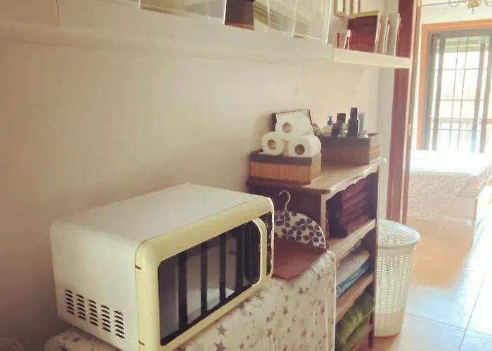 Rum i privatbostad Bedroom Medanomar 1 *